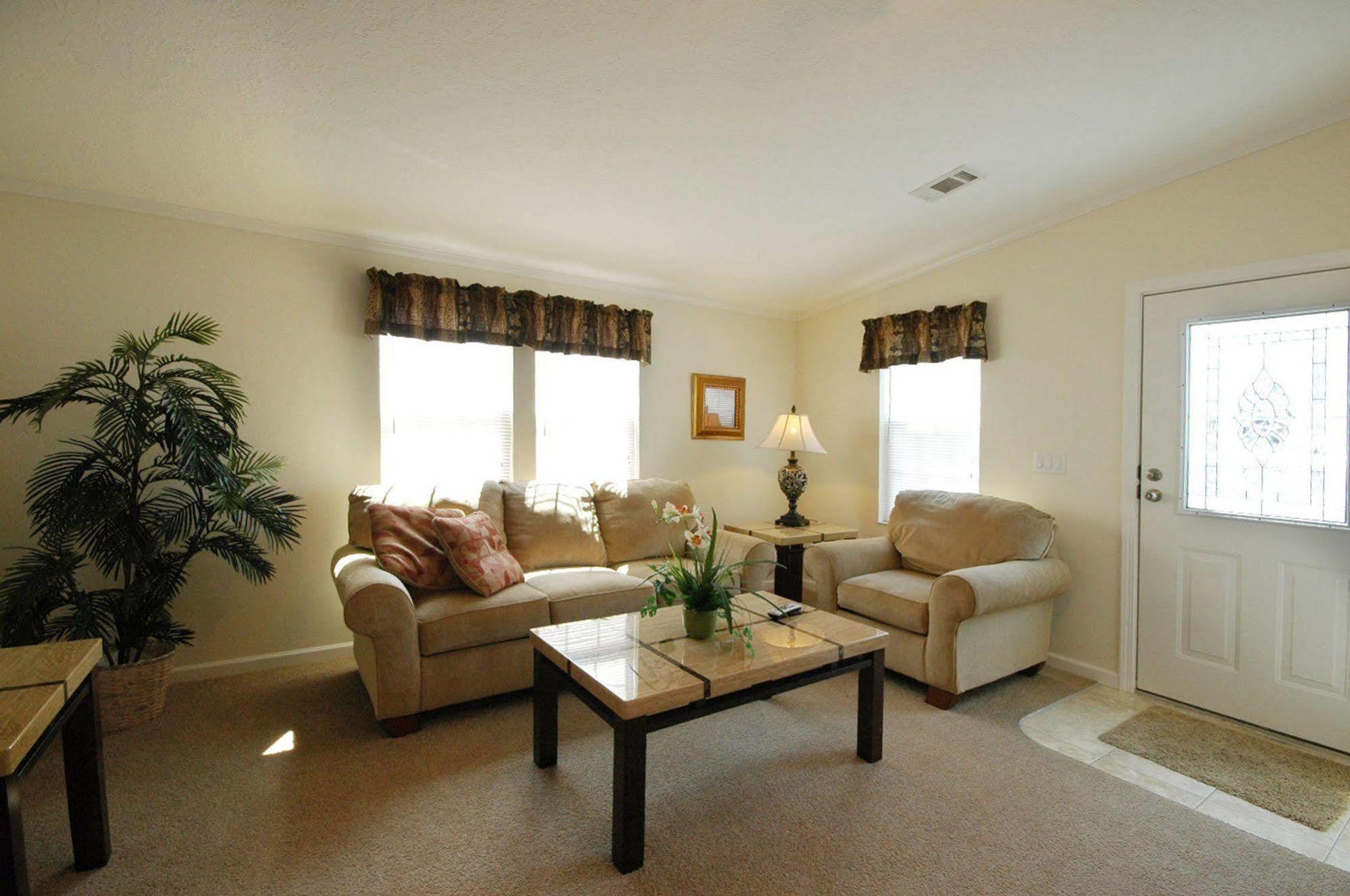 Groves Rv Resort Harlem Heights Экстерьер фото