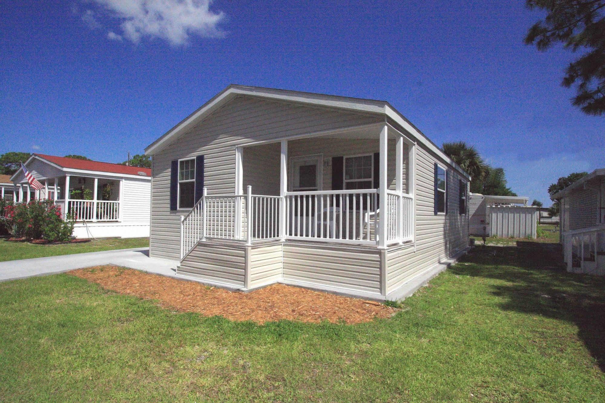 Groves Rv Resort Harlem Heights Экстерьер фото