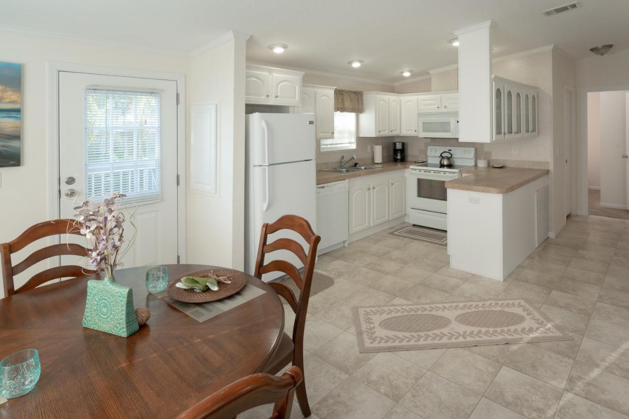 Groves Rv Resort Harlem Heights Экстерьер фото
