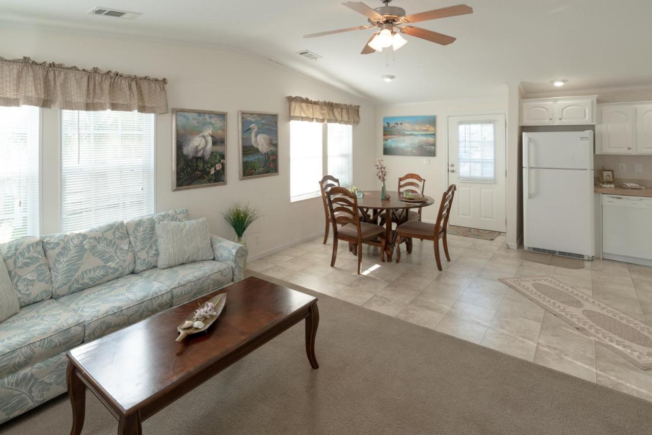 Groves Rv Resort Harlem Heights Экстерьер фото